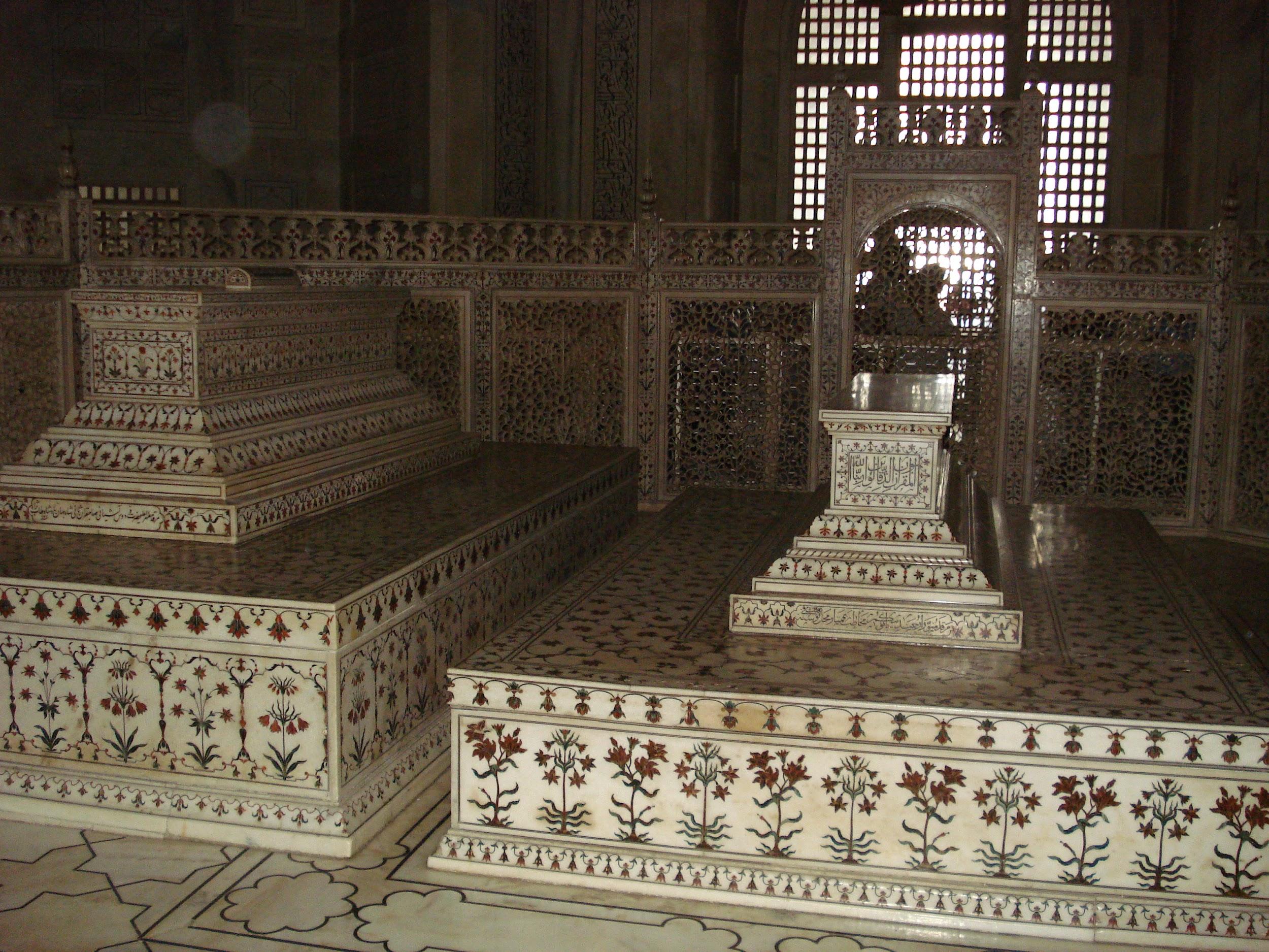 An image of the main chamber and the false tombs open to the public.