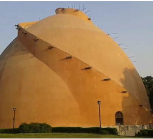 pillarless Golghar building in the evening time.