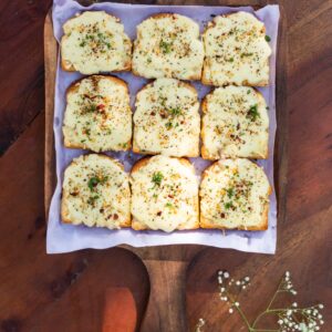 Cheese chilly toast